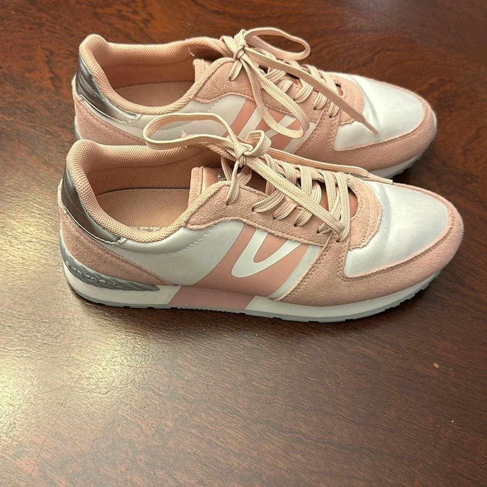 TRETORN Womens Suede Loyola Retro Jogger Sneakers Pink Silver Sz 8.5 Preppy